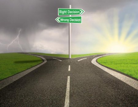 Choose Your Path - The Right vs Wrong Decision SQ
